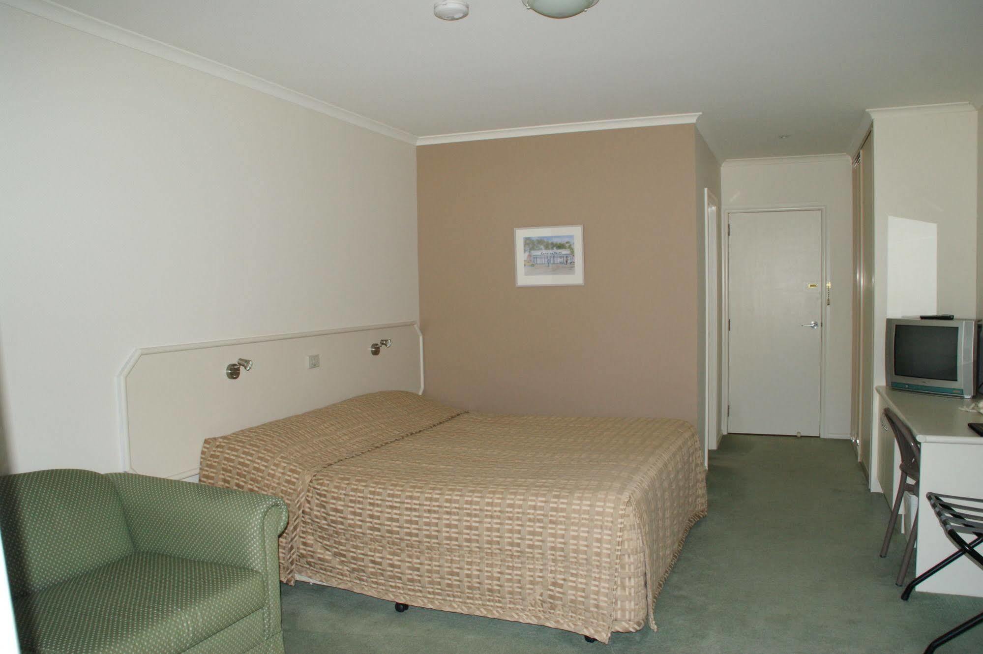 Deniliquin Country Club Motor Inn Екстериор снимка